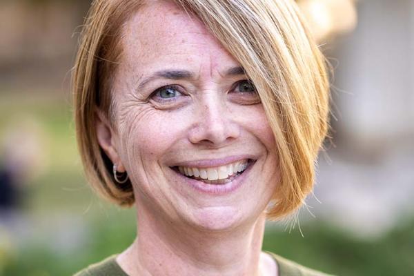 Dr. Heather Hundley